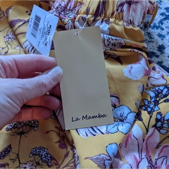 Live To Be Spoiled hi-low skirt. Yellow with flowers med - Picture 10 of 14